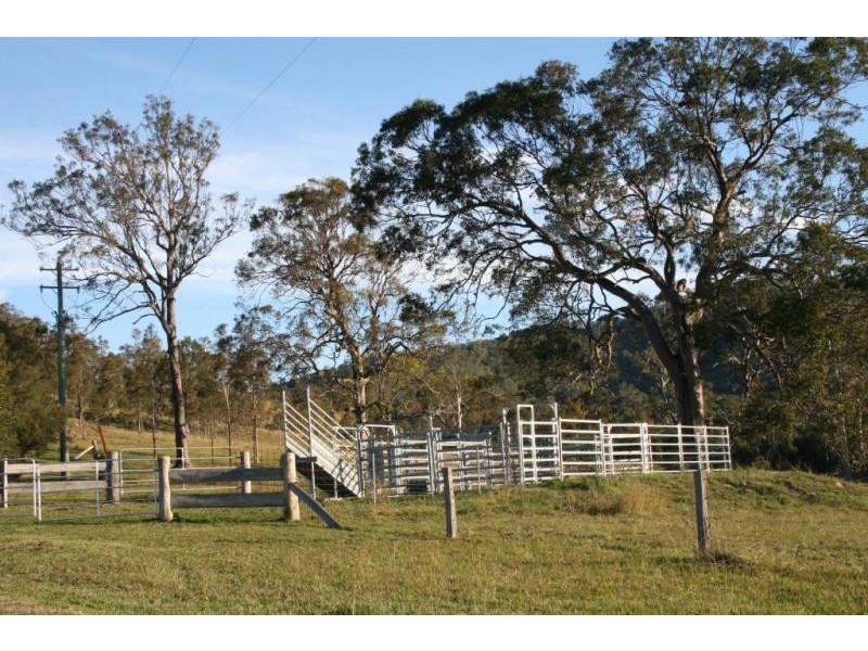 273 Hanleys Creek Road, Dungog NSW 2420