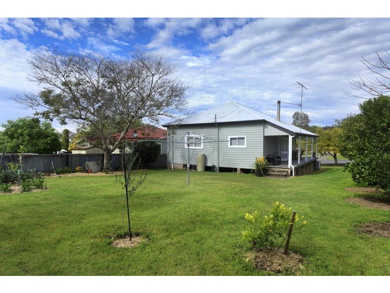 65 Chapman Street, Dungog NSW 2420