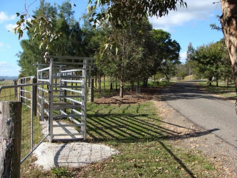 424 Wallarobba Brookfield Road, Dungog NSW 2420