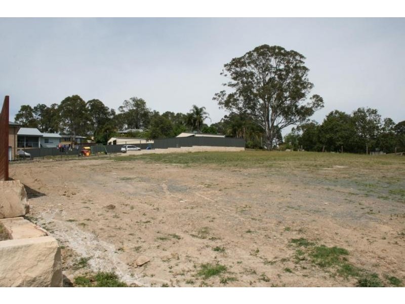 25 Rens Street, Dungog NSW 2420