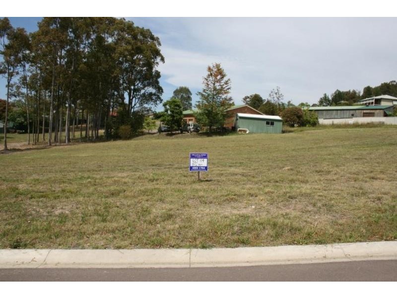 13 Rens Street, Dungog NSW 2420