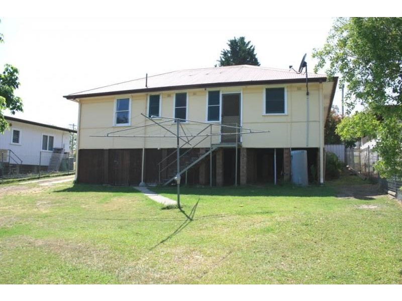 24 Jones Street, Dungog NSW 2420