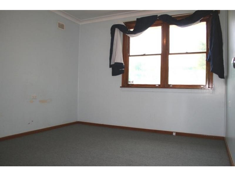24 Jones Street, Dungog NSW 2420