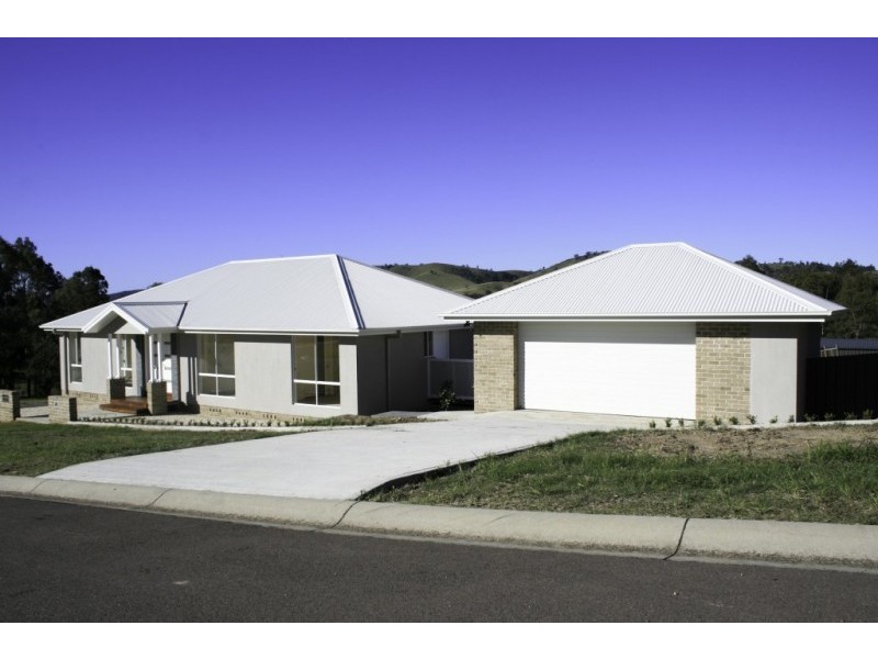 21 Rens Street, Dungog NSW 2420