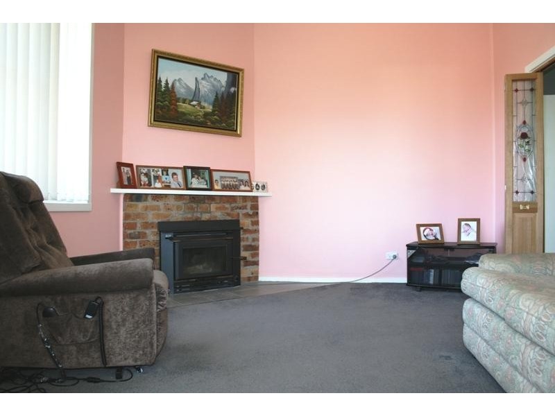 38 Myles Street, Dungog NSW 2420