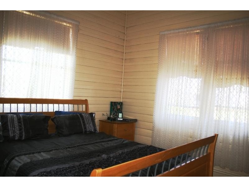 27 Myles Street, Dungog NSW 2420