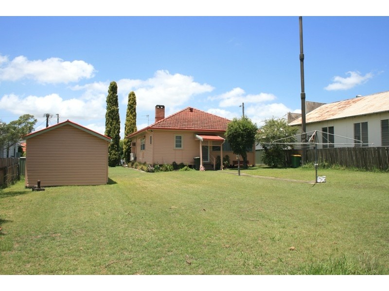 42 Dowling Street, Dungog NSW 2420