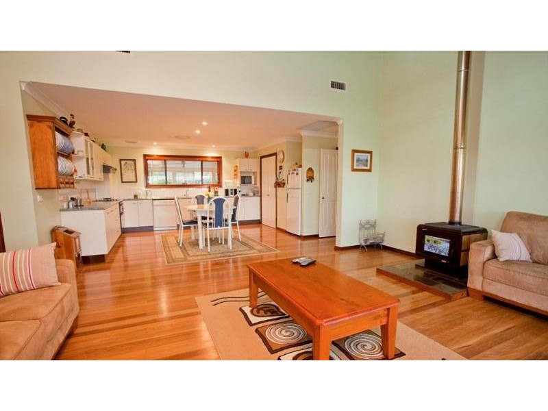 39 Wade Street, Dungog NSW 2420