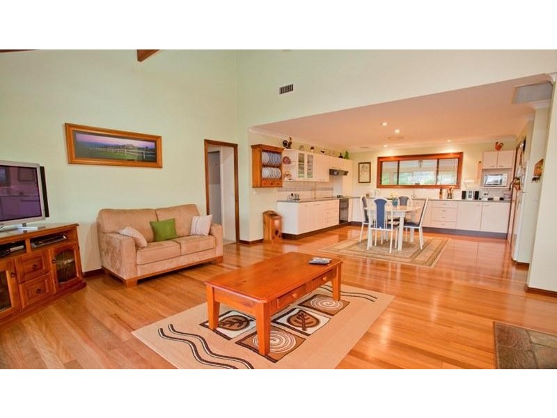 39 Wade Street, Dungog NSW 2420