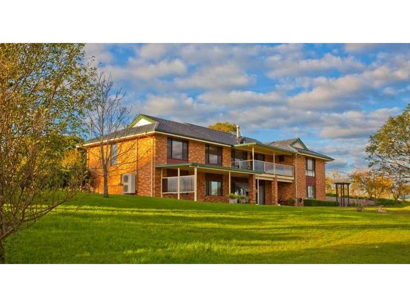 39 Wade Street, Dungog NSW 2420