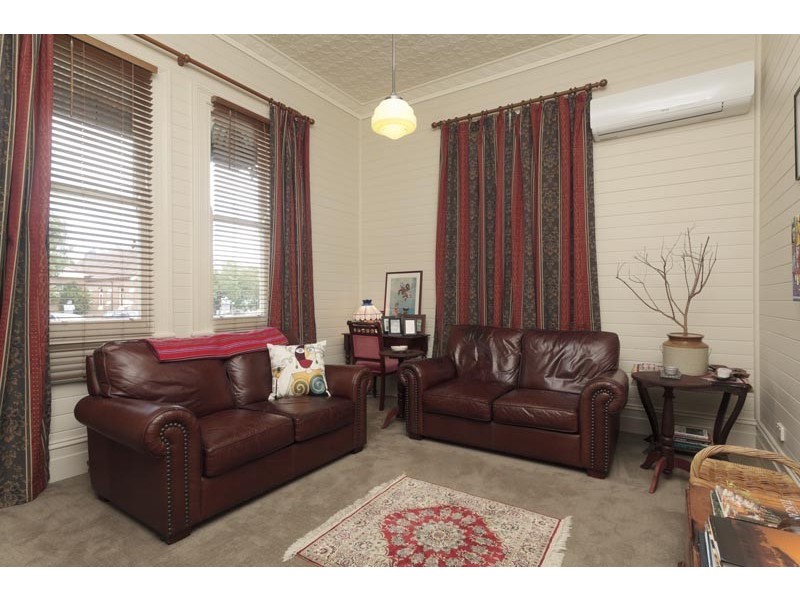 7 Mackay Street, Dungog NSW 2420