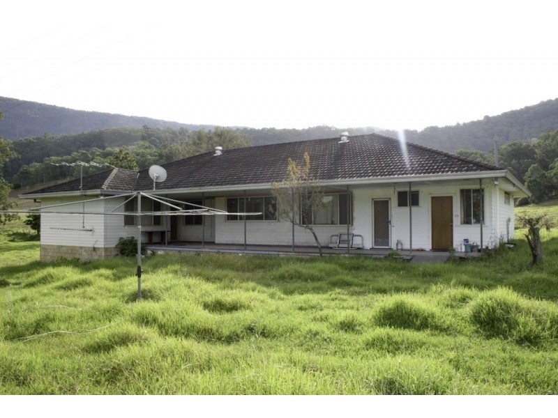 374 Moores Road, Dungog NSW 2420