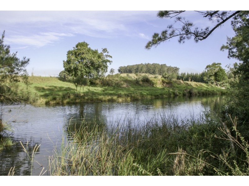 374 Moores Road, Dungog NSW 2420