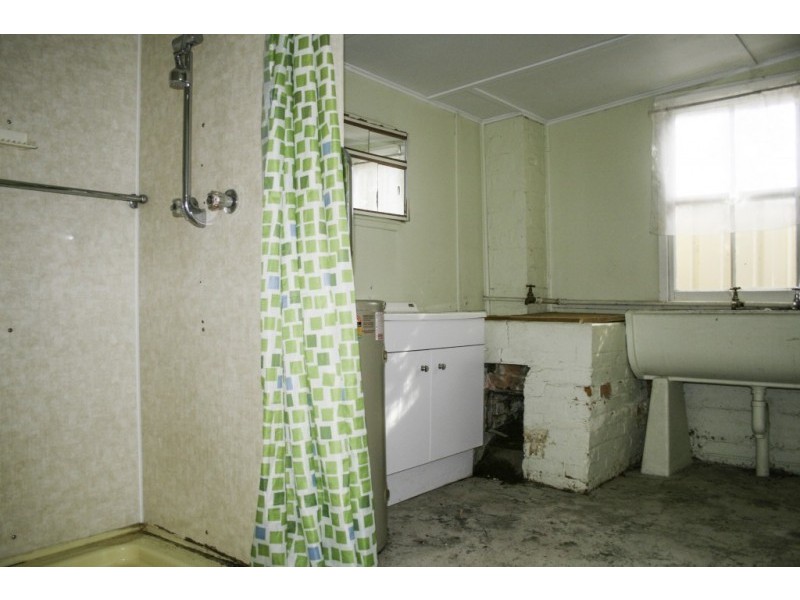 30 Chapman Street, Dungog NSW 2420