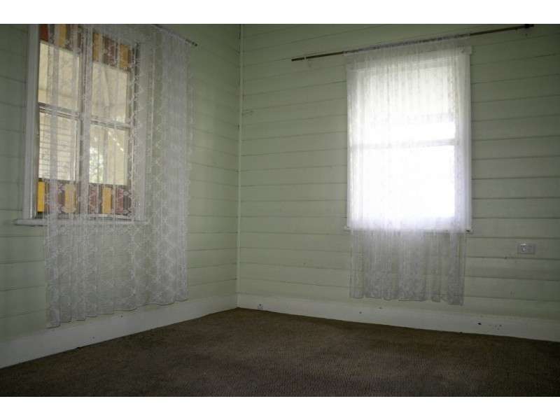 30 Chapman Street, Dungog NSW 2420