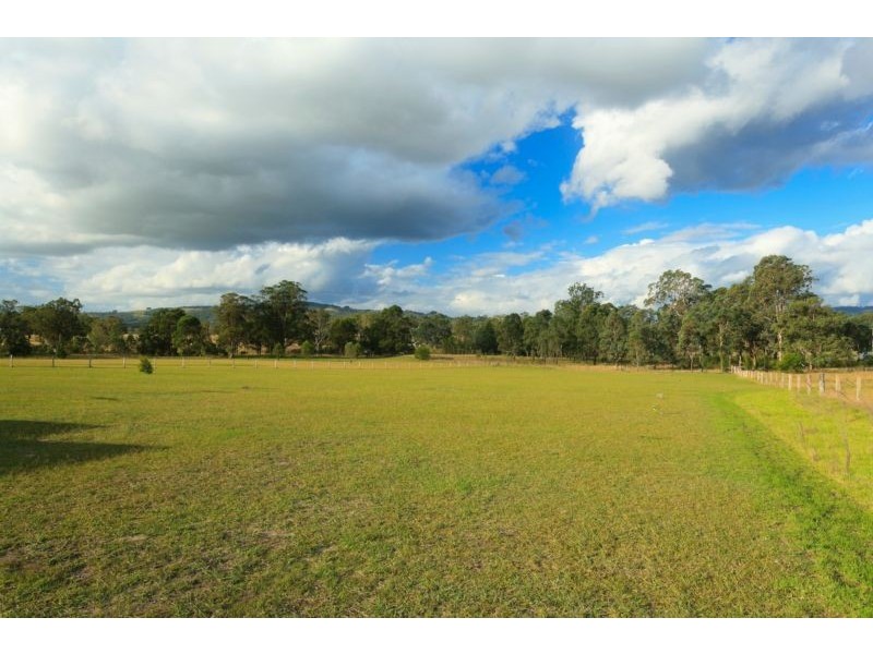 48 MacKellar Drive, Vacy NSW 2421