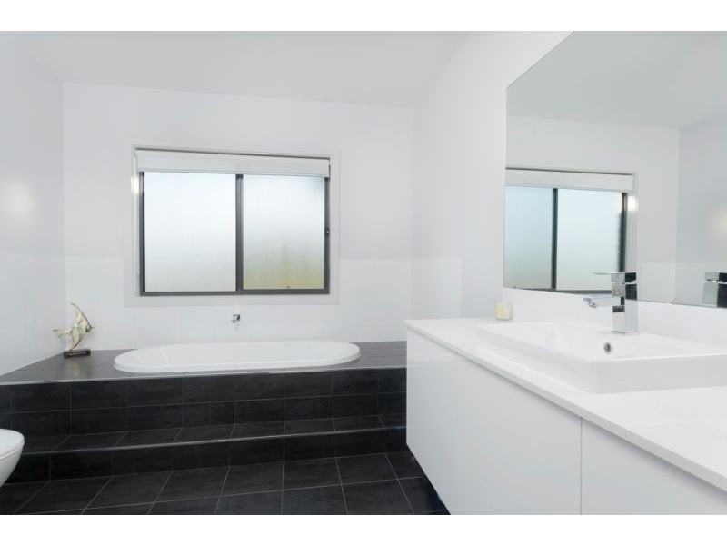 48 MacKellar Drive, Vacy NSW 2421