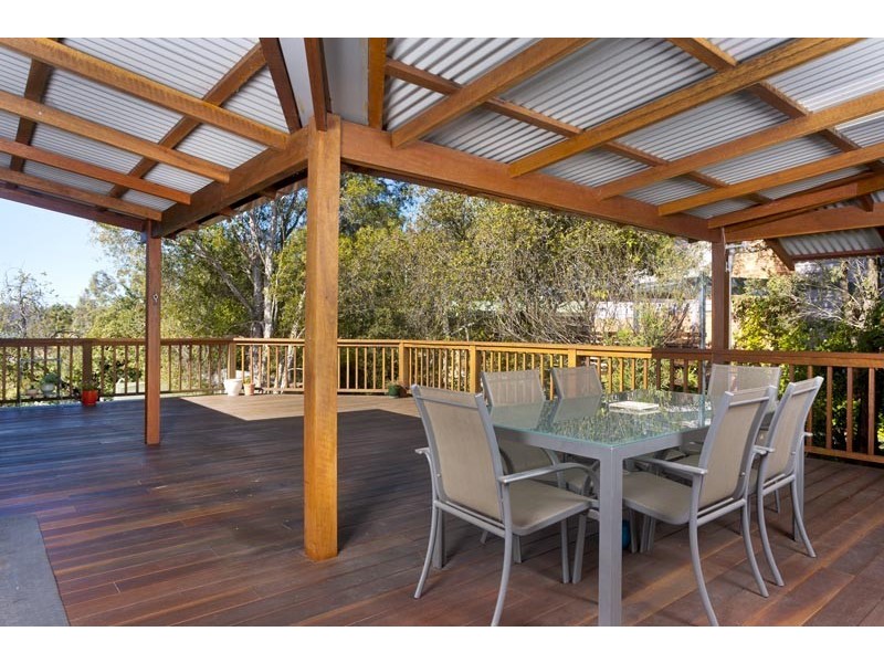 9 Carlton Avenue, Dungog NSW 2420