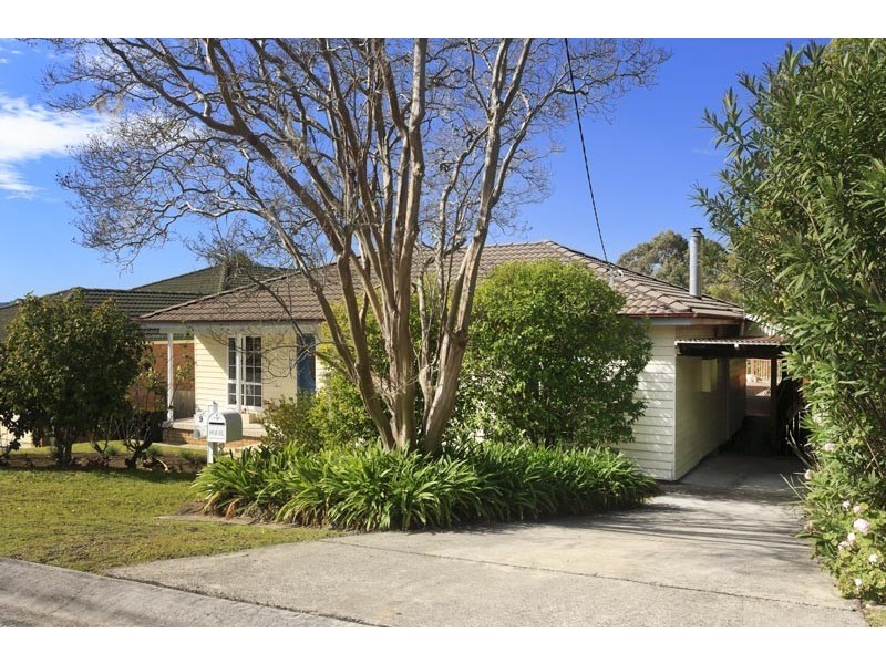 9 Carlton Avenue, Dungog NSW 2420