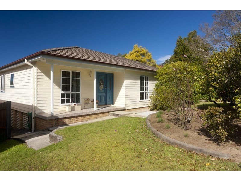 9 Carlton Avenue, Dungog NSW 2420