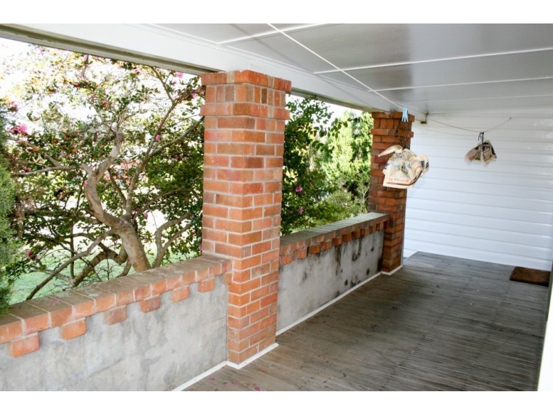 2 Church Street, Gresford NSW 2311