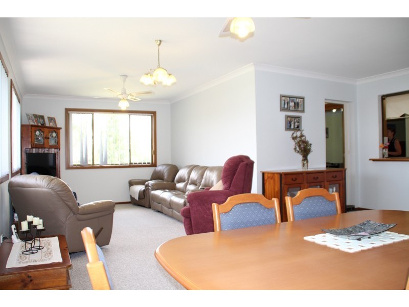 1 Church Street, Gresford NSW 2311