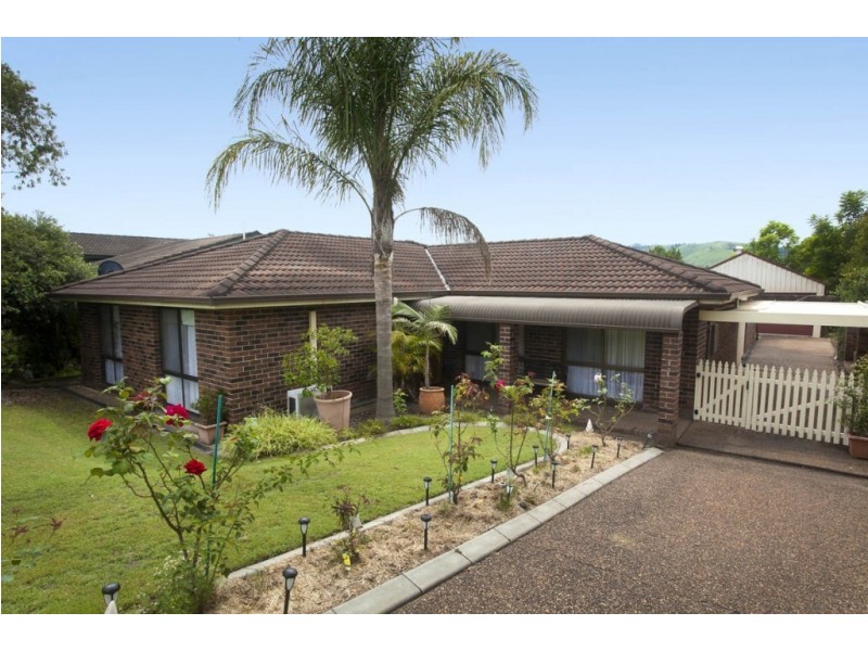 13 Baird Street, Dungog NSW 2420