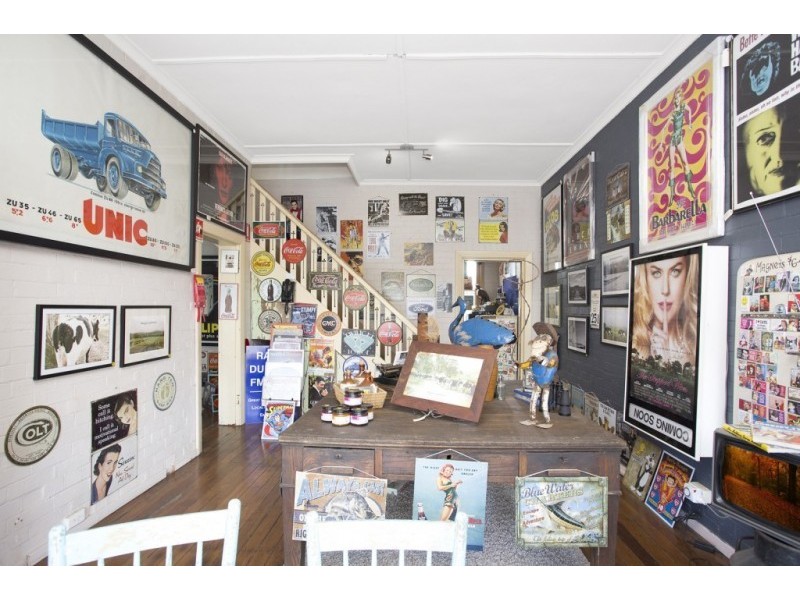 94 Dowling Street, Dungog NSW 2420