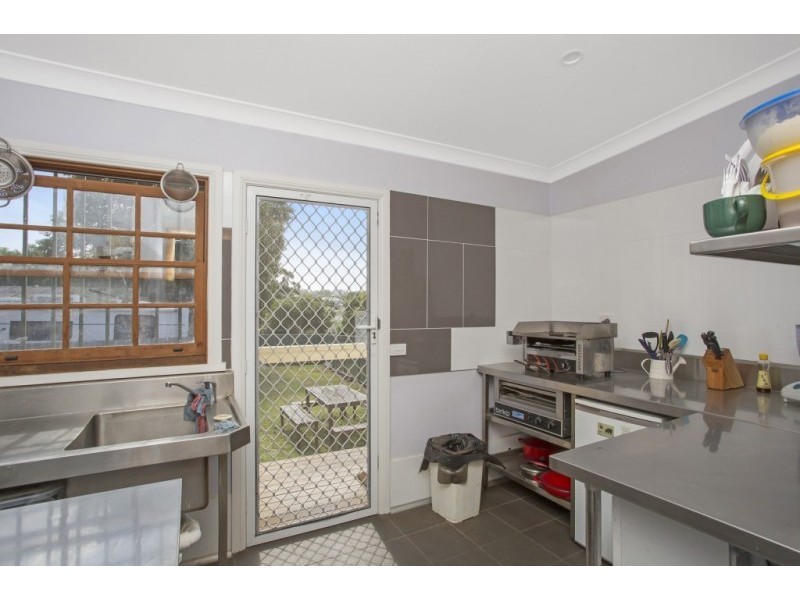 94 Dowling Street, Dungog NSW 2420