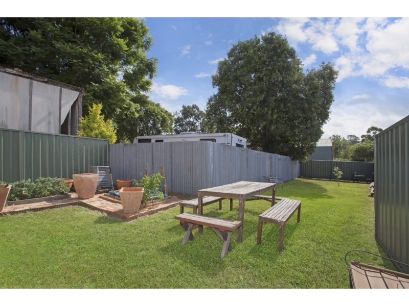 94 Dowling Street, Dungog NSW 2420
