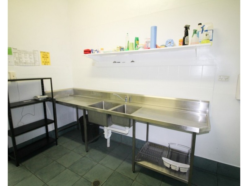 172 Dowling Street, Dungog NSW 2420
