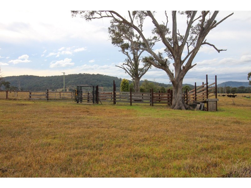 4004 Clarence Town Road, Dungog NSW 2420