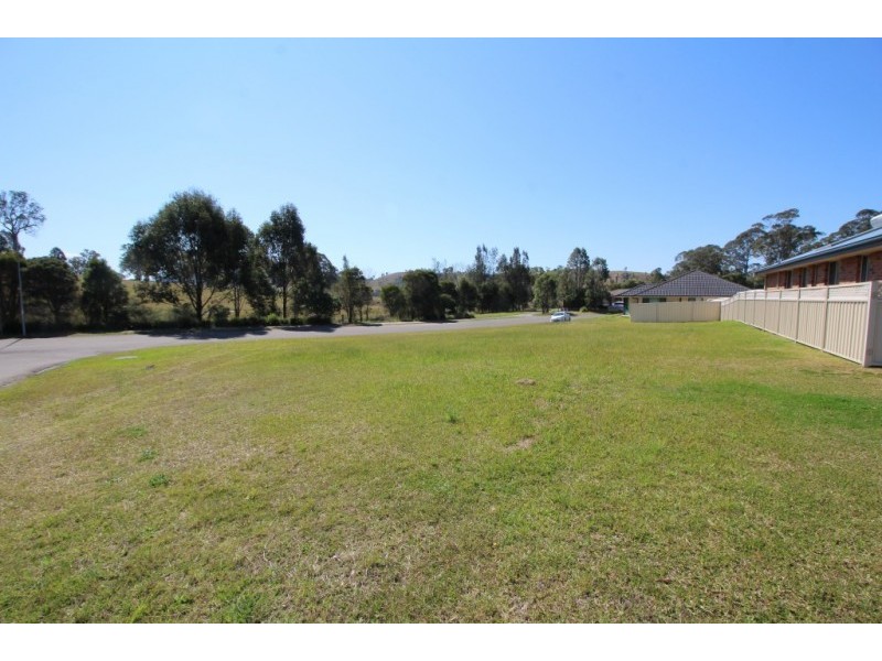 2 Williams Place, Dungog NSW 2420