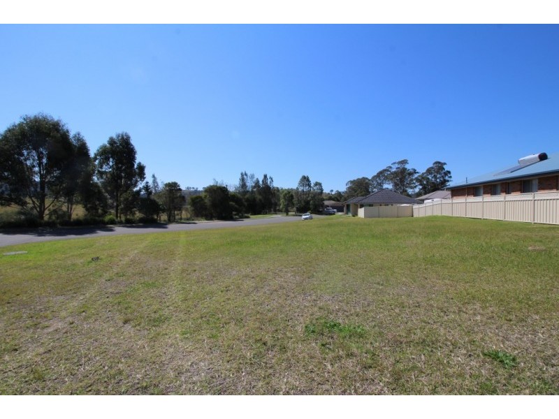 2 Williams Place, Dungog NSW 2420