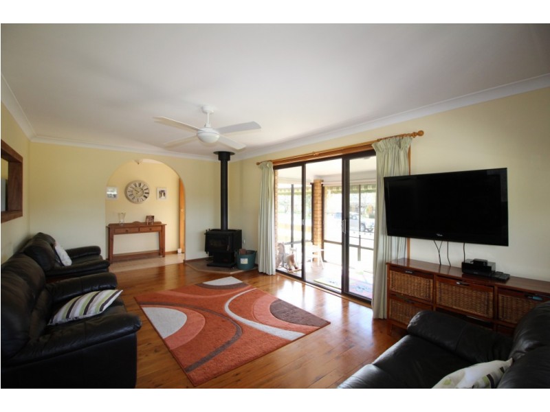 2 Baird Street, Dungog NSW 2420