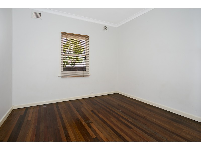24 Lord Street, Dungog NSW 2420