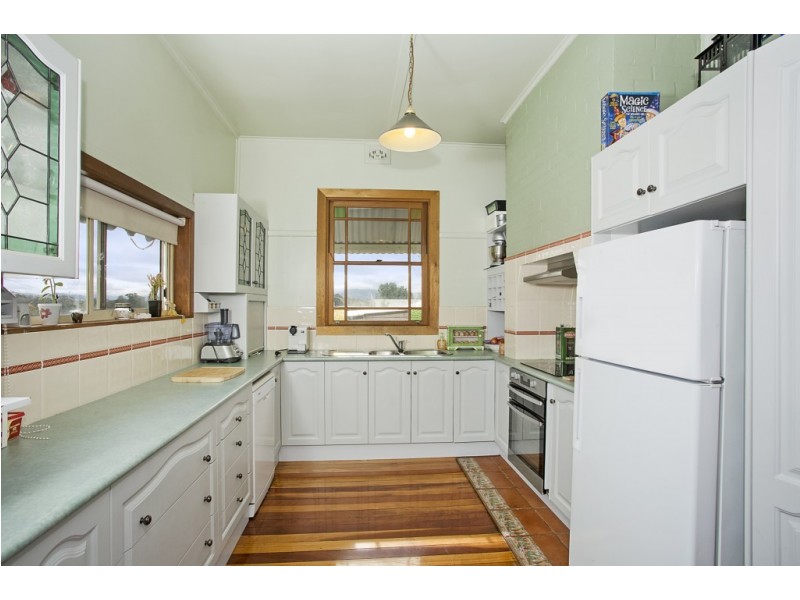 46 Lord Street, Dungog NSW 2420