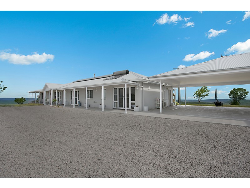 1394 Webbers Creek Road, Paterson NSW 2421