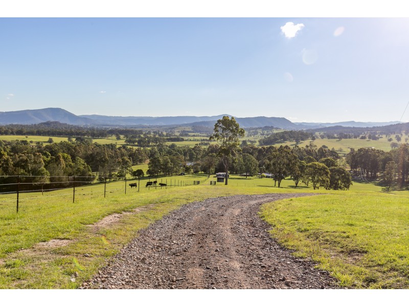 604 Dungog Road, MARTINS CREEK VIA, Paterson NSW 2421