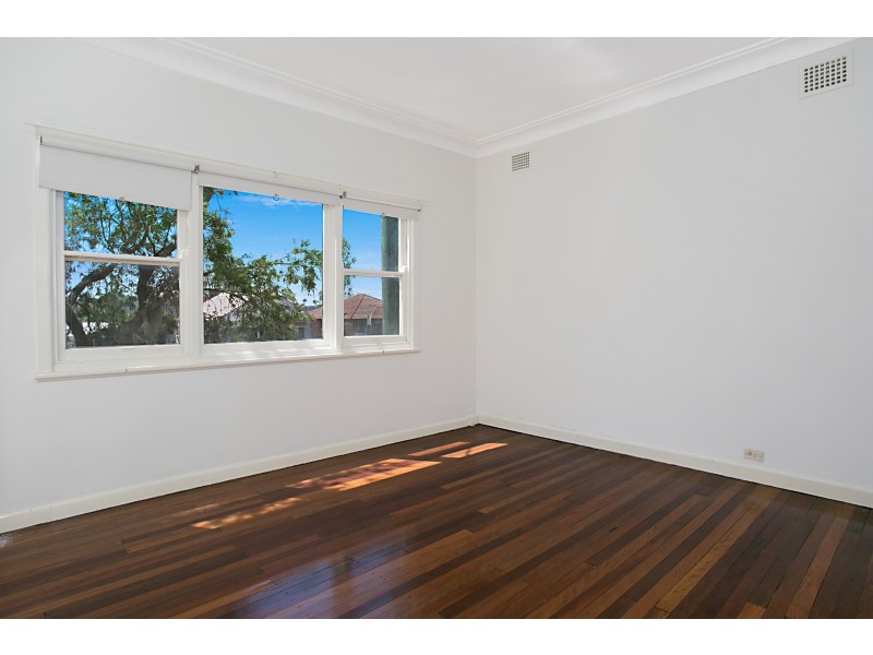 24 Lord Street, Dungog NSW 2420