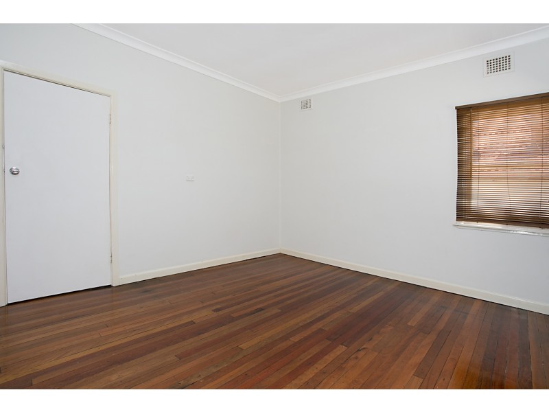24 Lord Street, Dungog NSW 2420