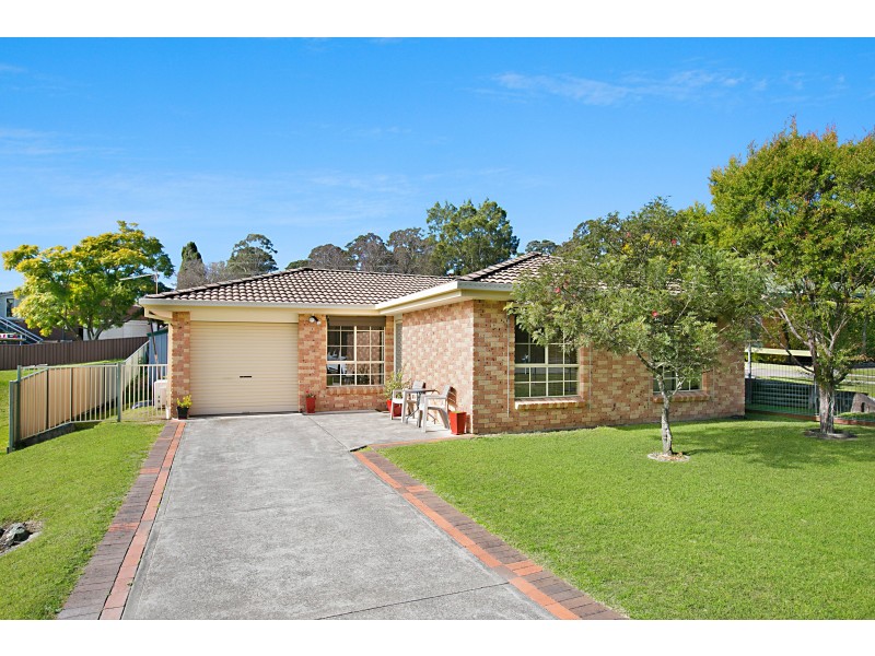 9 Hancock Avenue, Dungog NSW 2420