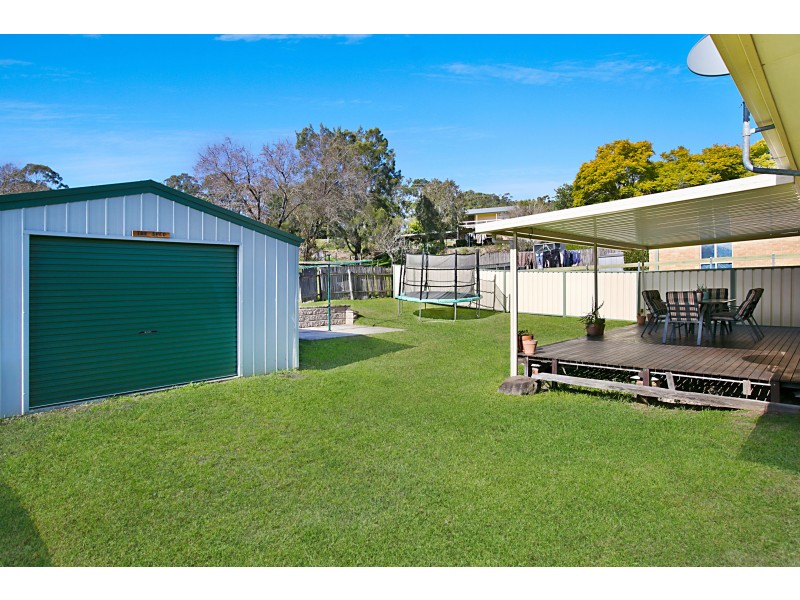 9 Hancock Avenue, Dungog NSW 2420