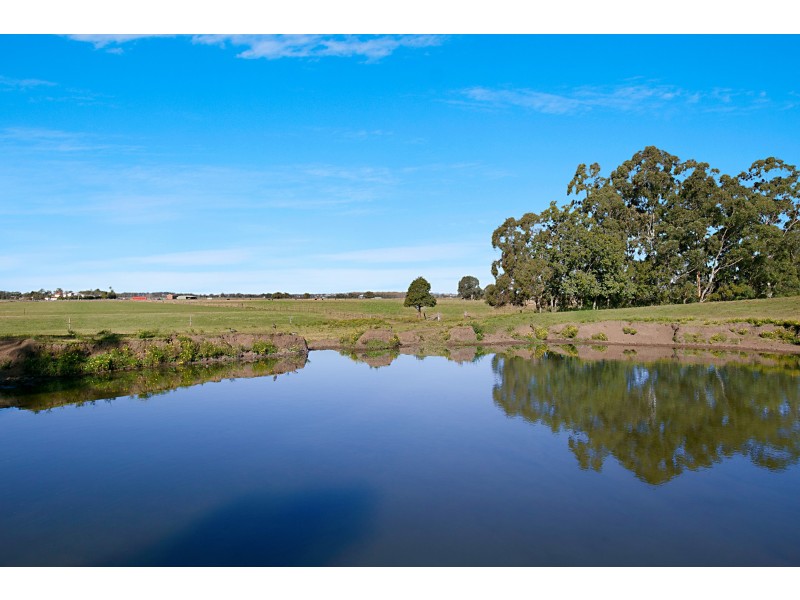 37 Paterson Road, Bolwarra NSW 2320