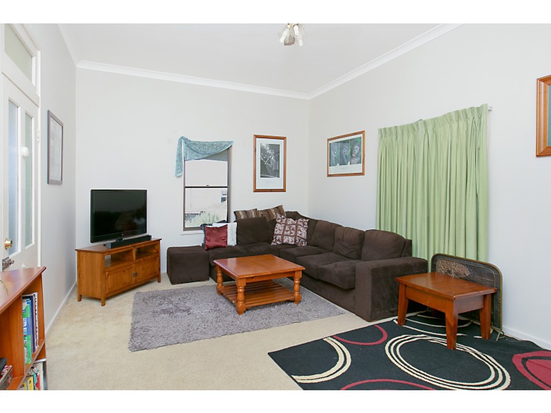 37 Paterson Road, Bolwarra NSW 2320