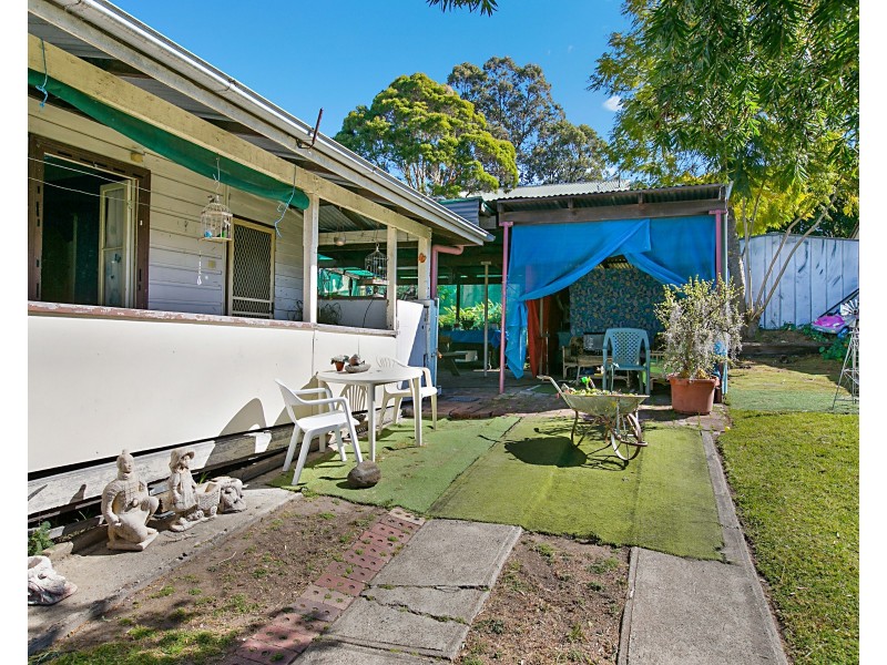 12 Moore Street, Dungog NSW 2420