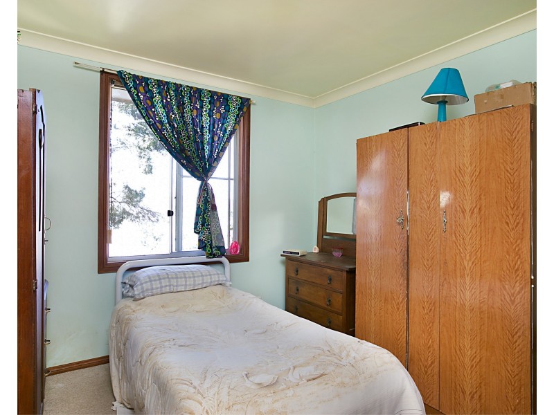 12 Moore Street, Dungog NSW 2420