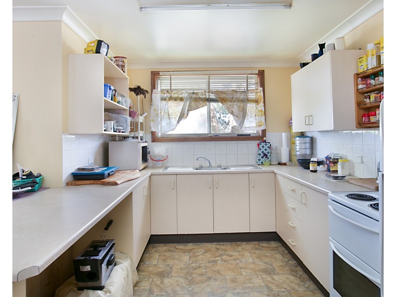 12 Moore Street, Dungog NSW 2420