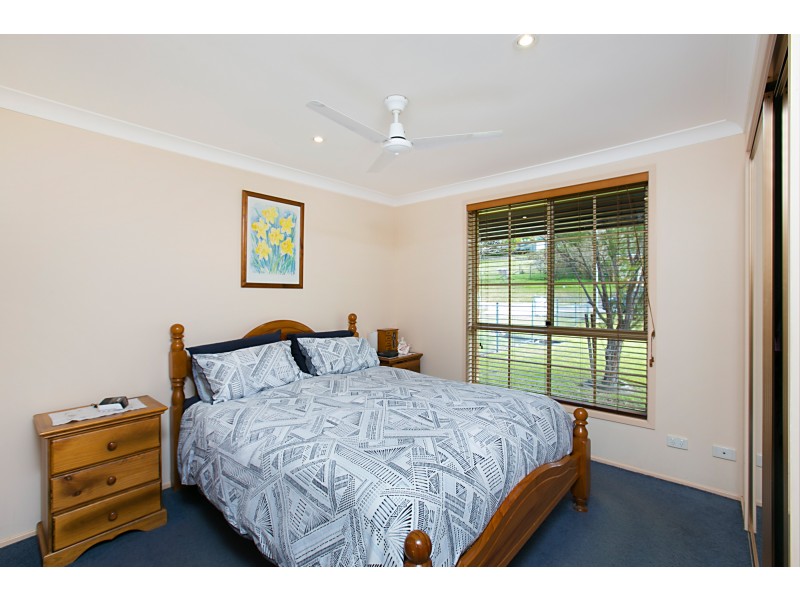 9 Hancock Avenue, Dungog NSW 2420