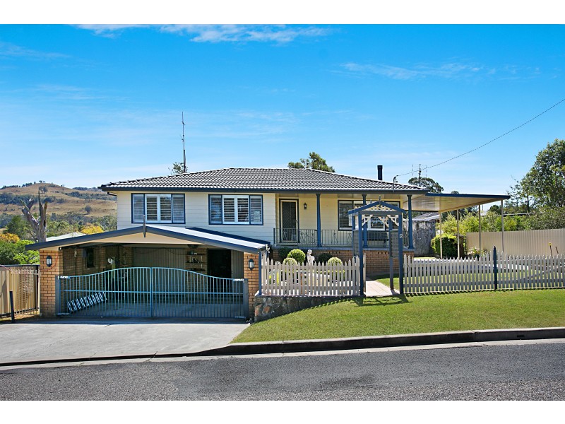 12 Glebe Road, Gresford NSW 2311